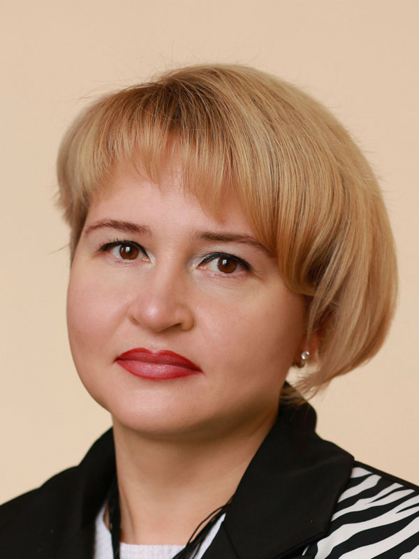 Ежова Анна Михайловна.