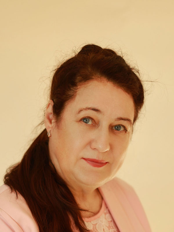 Пикова Елена Брониславовна.